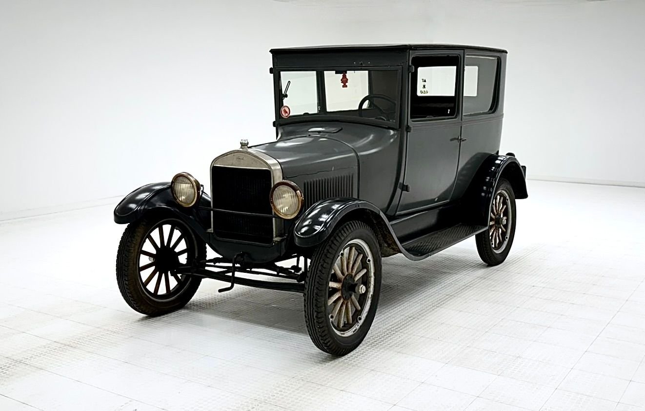 Ford T Sedan